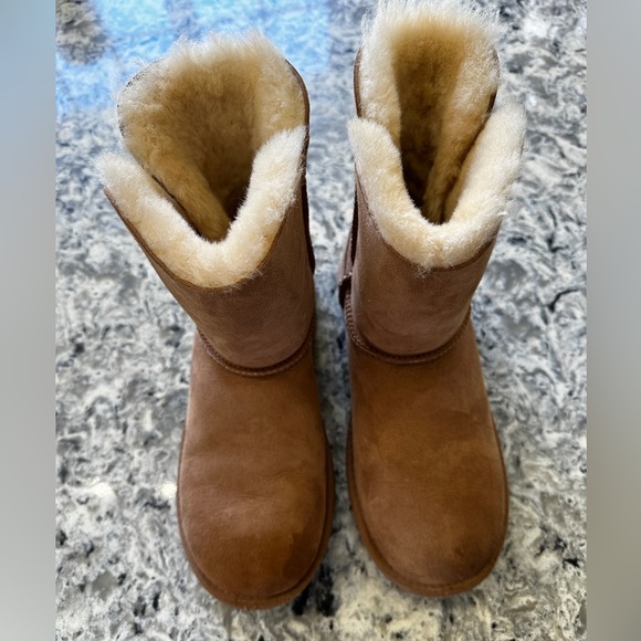 Bailey Button II Boot-Chestnut - Picture 4 of 10